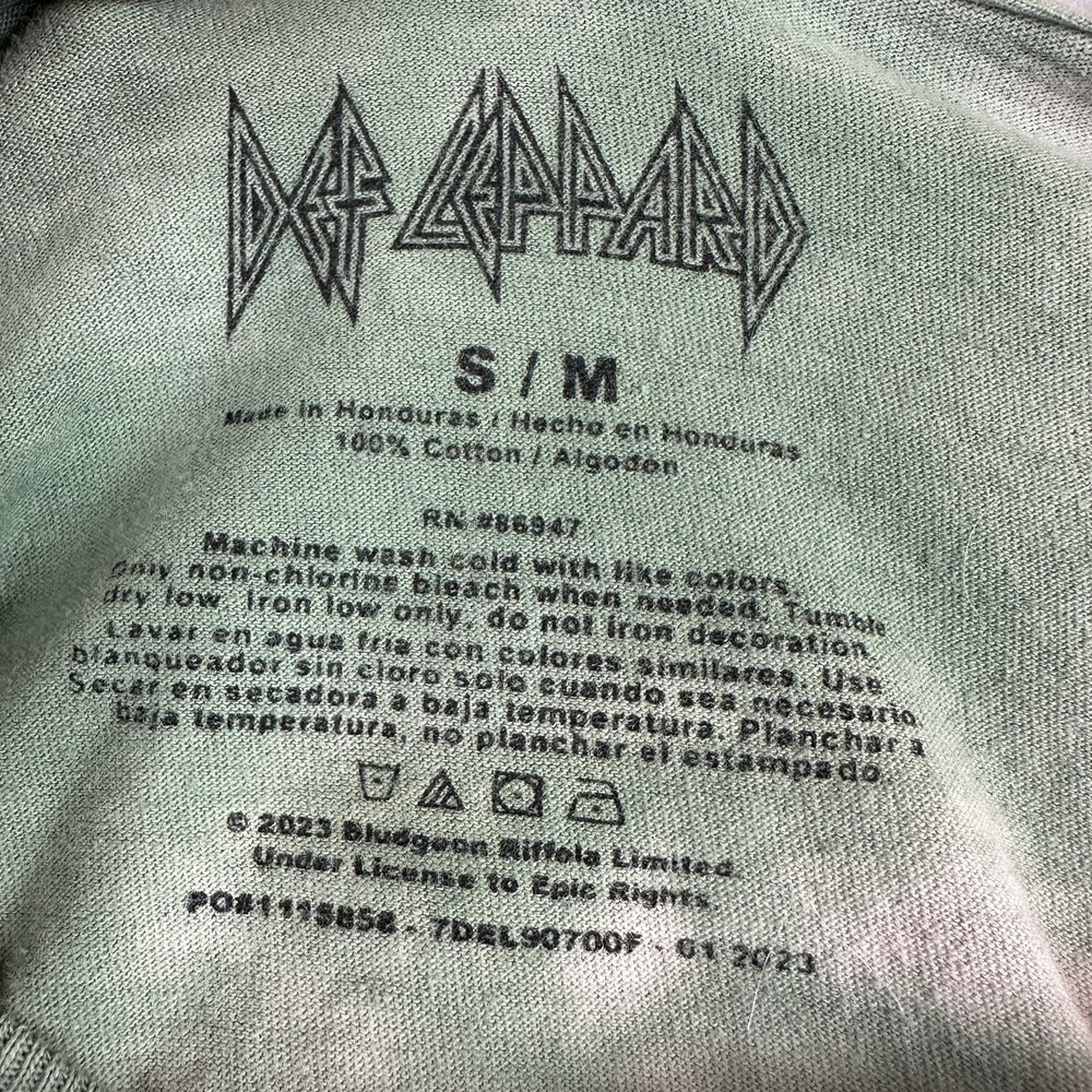Def Leppard Crop T-Shirt Women's S / M Green Tie-Dye Graphic Print Short Sleeve - Picture 2 of 5
